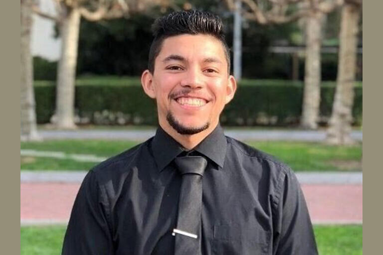 Paul Perez headshot